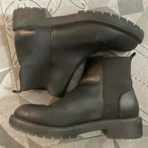 Steve Madden Chelsea Boots